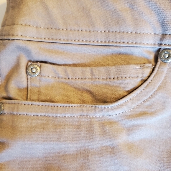 C Est. 1946 Denim Women's Khaki Jegging Pant Sz 18W - Picture 10 of 11